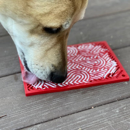 Love eMat – Heart Design Enrichment Lick Mat